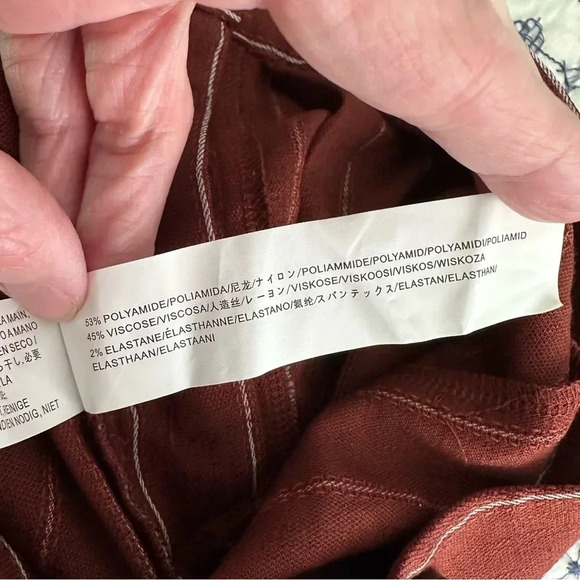 JOA Russet Pinstriped‎ Wide Leg Cropped Pants size Small Button Detail Business - Picture 4 of 8